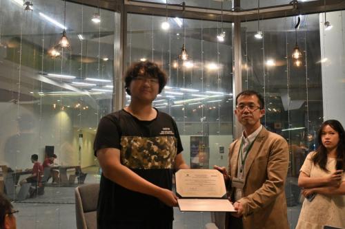 BEST-PAPER-AWARD-RUNNER-UP